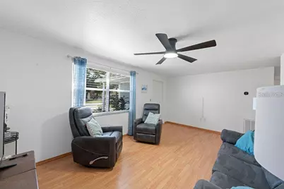 1105 58th Street S, Saint Petersburg, FL 33707 - Photo 7