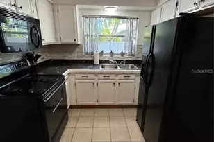 1105 58th St S, Saint Petersburg, FL 33707 - Photo 13