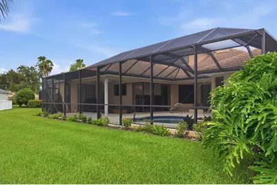 6915 Honeysuckle Trail, Lakewood Ranch, FL 34202 - Photo 49