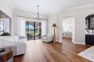 6915 Honeysuckle Trail, Lakewood Ranch, FL 34202 - Photo 5