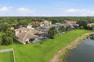 6915 Honeysuckle Trail, Lakewood Ranch, FL 34202 - Photo 55