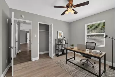 5235 Robin Lane N, Saint Petersburg, FL 33714 - Photo 17