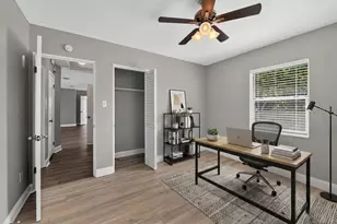 5235 Robin Ln N, Saint Petersburg, FL 33714 - Photo 17