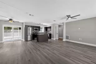 5235 Robin Ln N, Saint Petersburg, FL 33714 - Photo 5