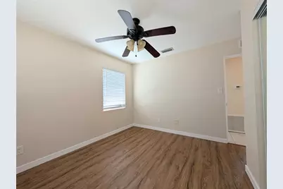 1708 Bayshore Gardens Parkway, Bradenton, FL 34207 - Photo 25