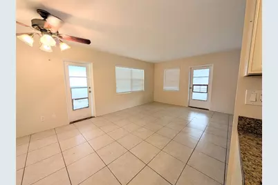 1708 Bayshore Gardens Parkway, Bradenton, FL 34207 - Photo 7