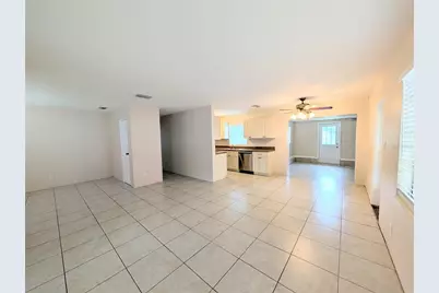 1708 Bayshore Gardens Parkway, Bradenton, FL 34207 - Photo 15