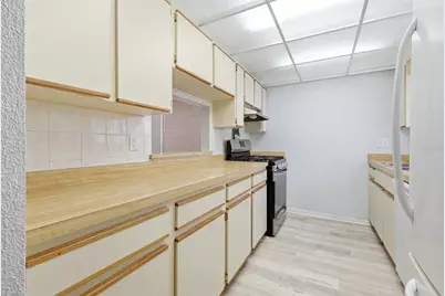 5063 Village Gardens Drive #9, Sarasota, FL 34234 - Photo 13