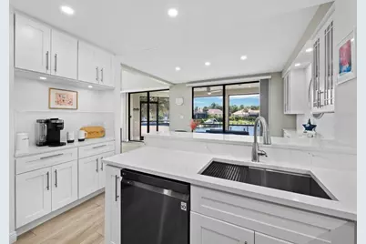 1906 Harbourside Drive #304, Longboat Key, FL 34228 - Photo 17