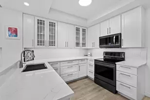 1906 Harbourside Dr, Longboat Key, FL 34228 - Photo 17
