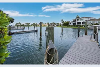 1906 Harbourside Drive #304, Longboat Key, FL 34228 - Photo 11