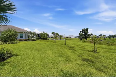 7857 Redonda Loop, Lakewood Ranch, FL 34202 - Photo 39