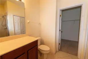 4316 Via Piedra Cir, Sarasota, FL 34233 - Photo 13