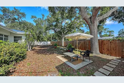 2719 Temple Street, Sarasota, FL 34239 - Photo 35