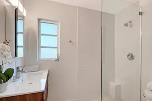 2719 Temple St, Sarasota, FL 34239 - Photo 23