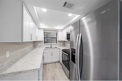 7217 Cloister Drive #203, Sarasota, FL 34231 - Photo 9