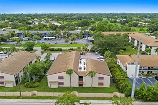 7217 Cloister Dr, Sarasota, FL 34231 - Photo 1