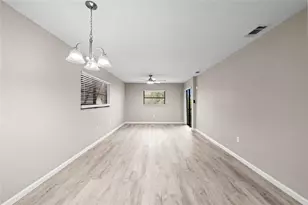 7217 Cloister Dr, Sarasota, FL 34231 - Photo 7