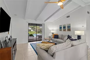 4308 Pasadena Cir, Sarasota, FL 34233 - Photo 5