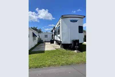 163 New York Street, Palmetto, FL 34221 - Photo 1