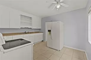 4222 18th St N, Saint Petersburg, FL 33714 - Photo 35