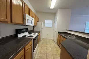 4802 51st Street W, Bradenton, FL 34210 - Photo 3