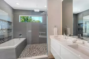 543 Columbia Ct, Sarasota, FL 34236 - Photo 19