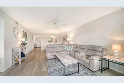 9320 Clubside Circle #2205, Sarasota, FL 34238 - Photo 9