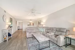 9320 Clubside Cir, Sarasota, FL 34238 - Photo 9