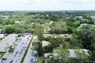 5677 Summerside Ln, Sarasota, FL 34231 - Photo 29