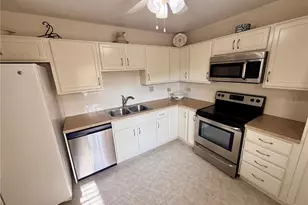 7880 Palm Aire Ln, Sarasota, FL 34243 - Photo 5