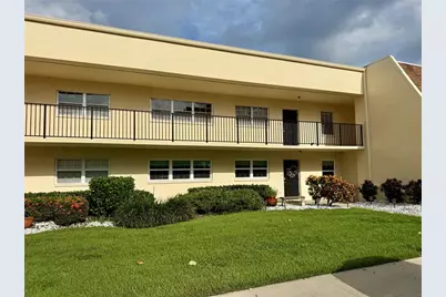 7880 Palm Aire Lane #203, Sarasota, FL 34243 - Photo 1