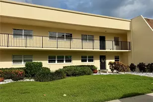 7880 Palm Aire Ln, Sarasota, FL 34243 - Photo 1