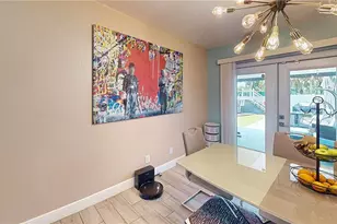 303 29th St E, Palmetto, FL 34221 - Photo 11