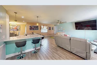 303 29th Street E, Palmetto, FL 34221 - Photo 3