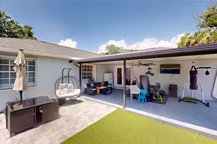 303 29th St E, Palmetto, FL 34221 - Photo 25