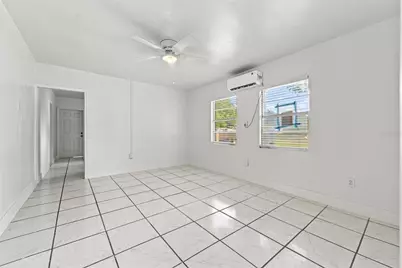 2425 9th Avenue E, Bradenton, FL 34208 - Photo 5