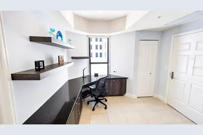 50 Central Avenue #11A, Sarasota, FL 34236 - Photo 3