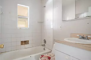3917 Royal Palm Ave, Sarasota, FL 34234 - Photo 13