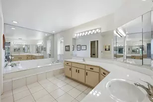 5511 Country Lakes Trail, Sarasota, FL 34243 - Photo 15