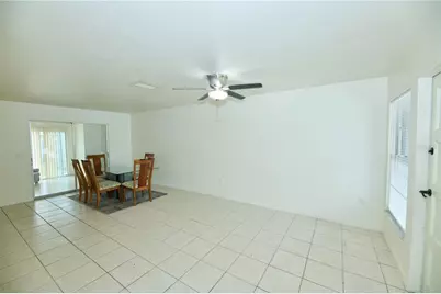 2308 60th Avenue W #2308, Bradenton, FL 34207 - Photo 5