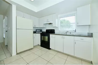 2308 60th Avenue W #2308, Bradenton, FL 34207 - Photo 7