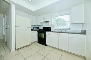 2308 60th Ave W, Bradenton, FL 34207 - Photo 7