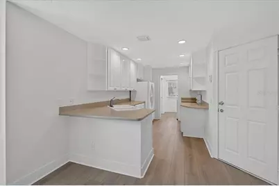 5975 Giardino Lane, Sarasota, FL 34232 - Photo 5