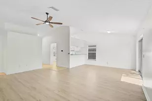 13616 Laraway Dr, Riverview, FL 33579 - Photo 7