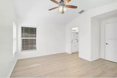 13616 Laraway Drive, Riverview, FL 33579 - Photo 11