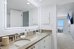 4401 Gulf Of Mexico Dr, Longboat Key, FL 34228 - Photo 27
