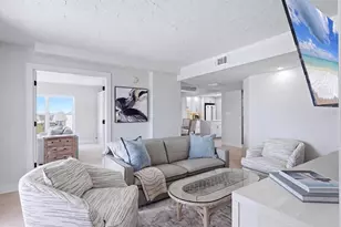 4401 Gulf Of Mexico Dr, Longboat Key, FL 34228 - Photo 9