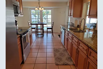 2745 Cardwell Way, Sarasota, FL 34231 - Photo 15