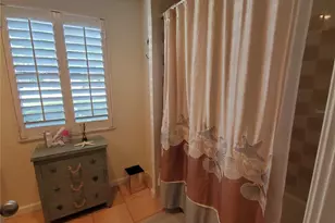 2745 Cardwell Way, Sarasota, FL 34231 - Photo 5